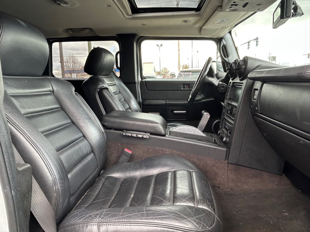 Photo 11 of this HUMMER H2