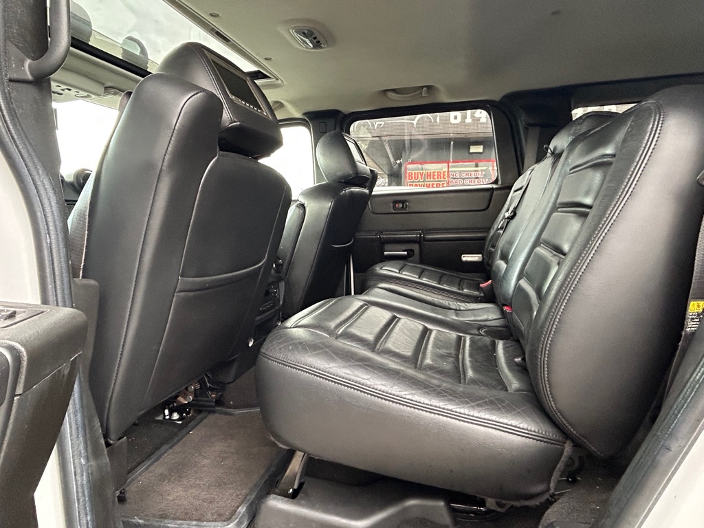 Photo 9 of this HUMMER H2