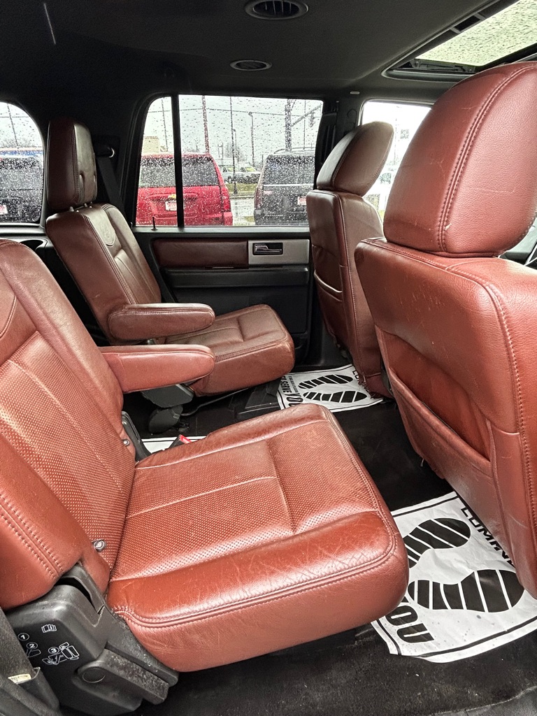 Photo 16 of this FORD EXPEDITION