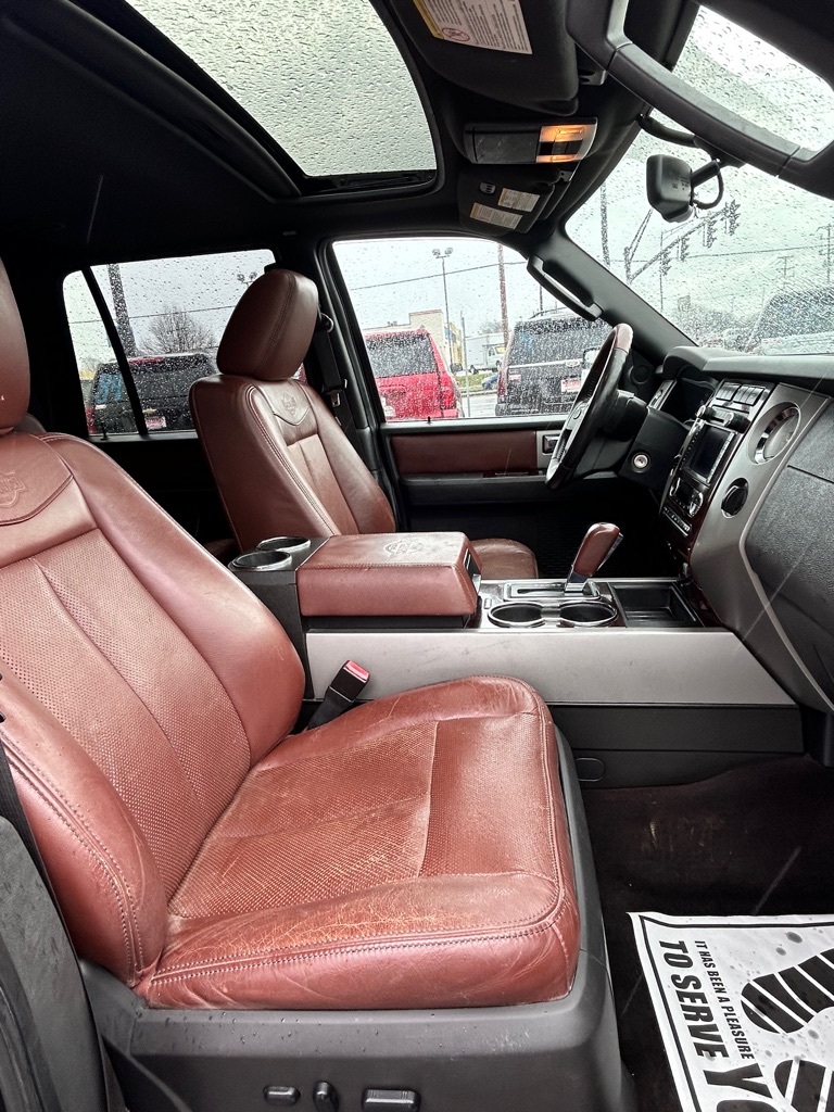 Photo 15 of this FORD EXPEDITION