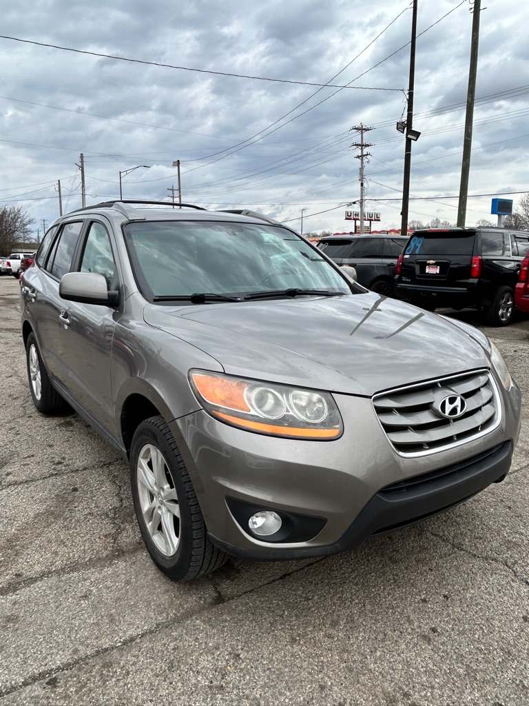 Photo 2 of this HYUNDAI SANTA FE