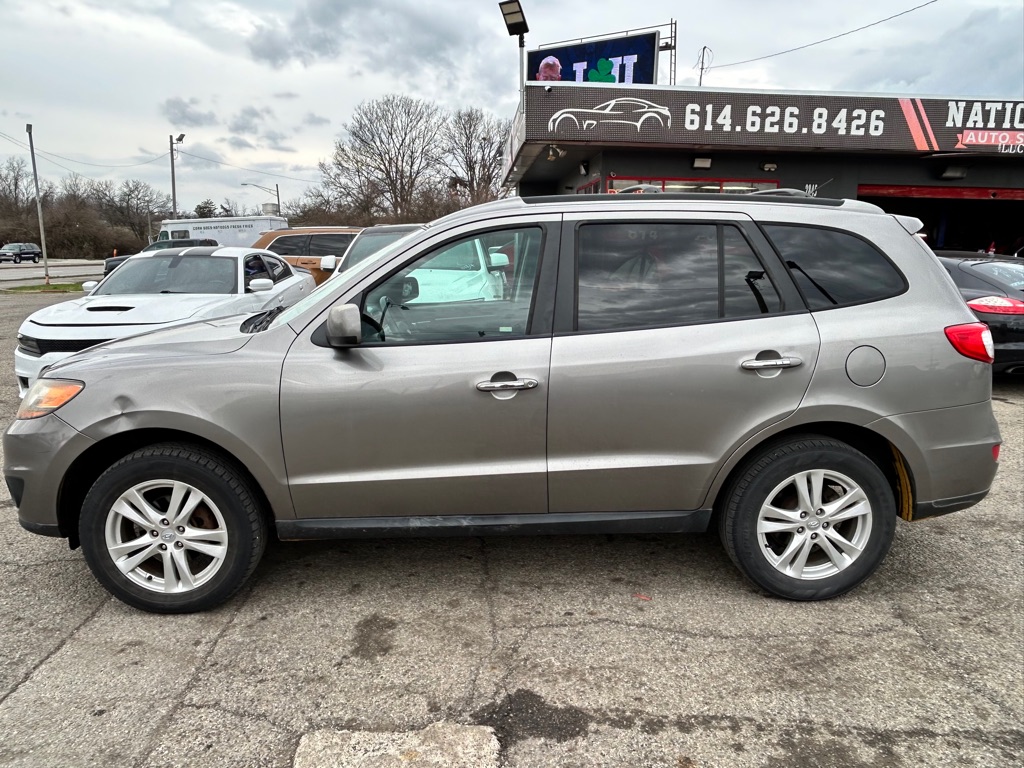 Photo 3 of this HYUNDAI SANTA FE