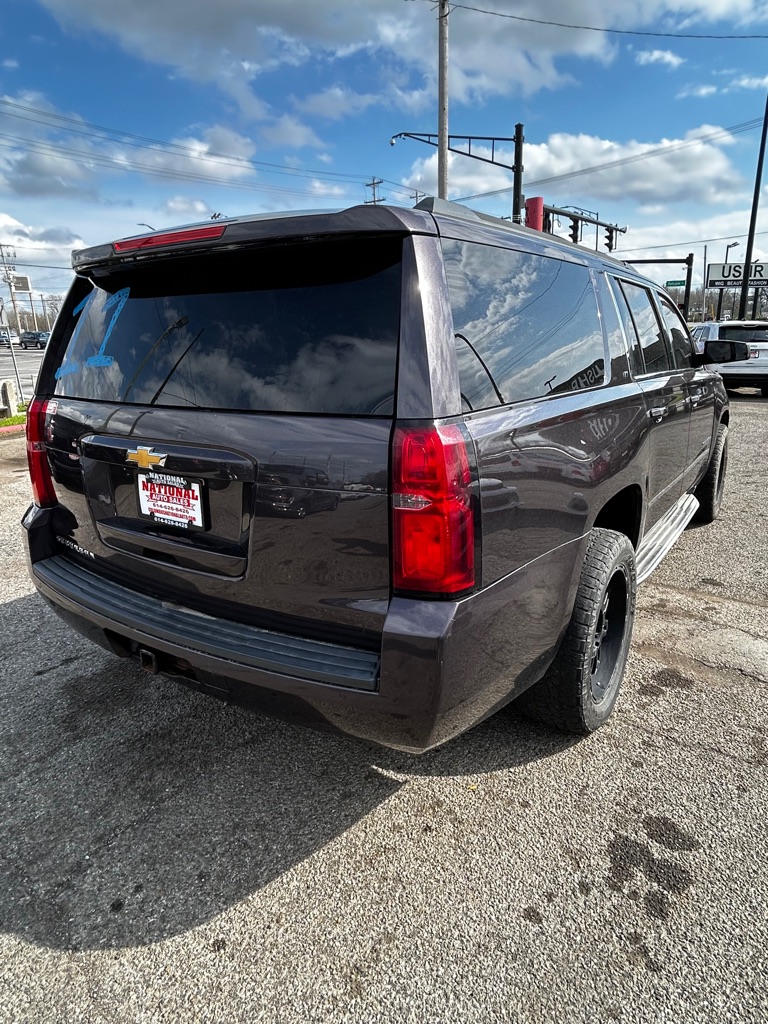 Photo 6 of this CHEVROLET SUBURBAN