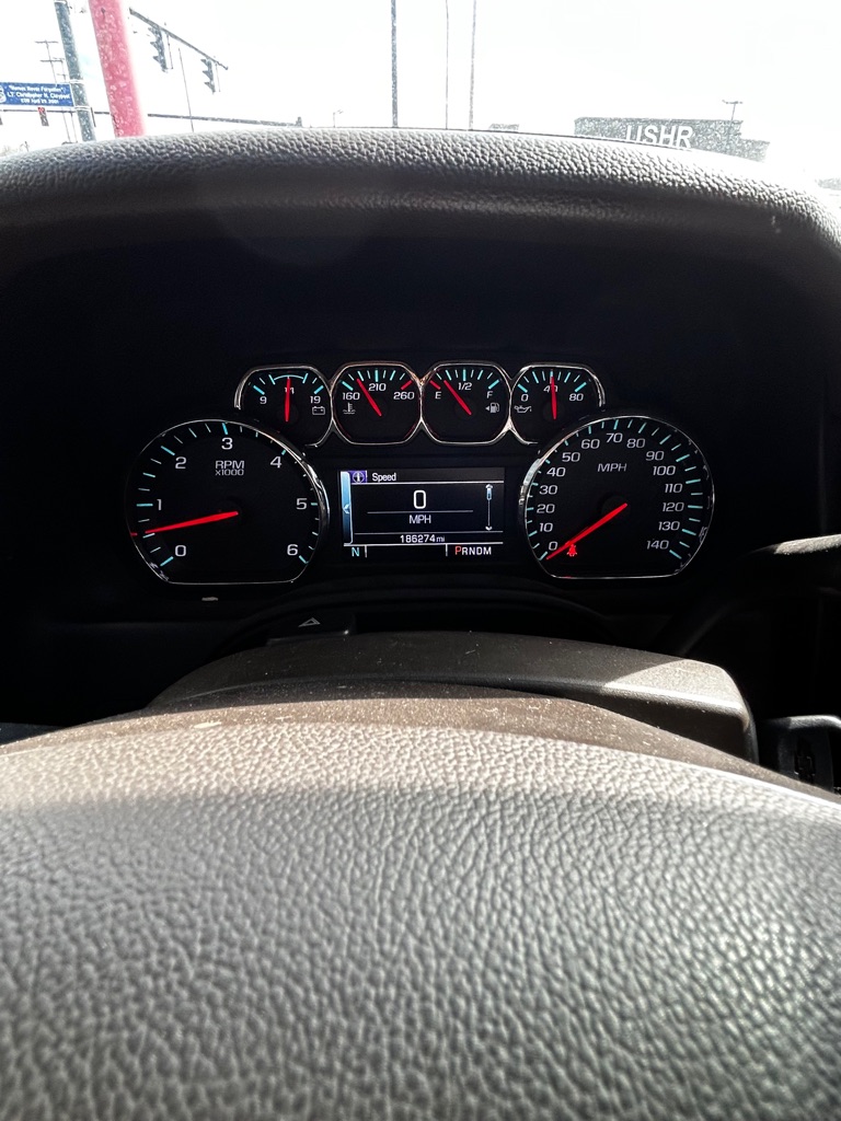 Photo 16 of this CHEVROLET SUBURBAN