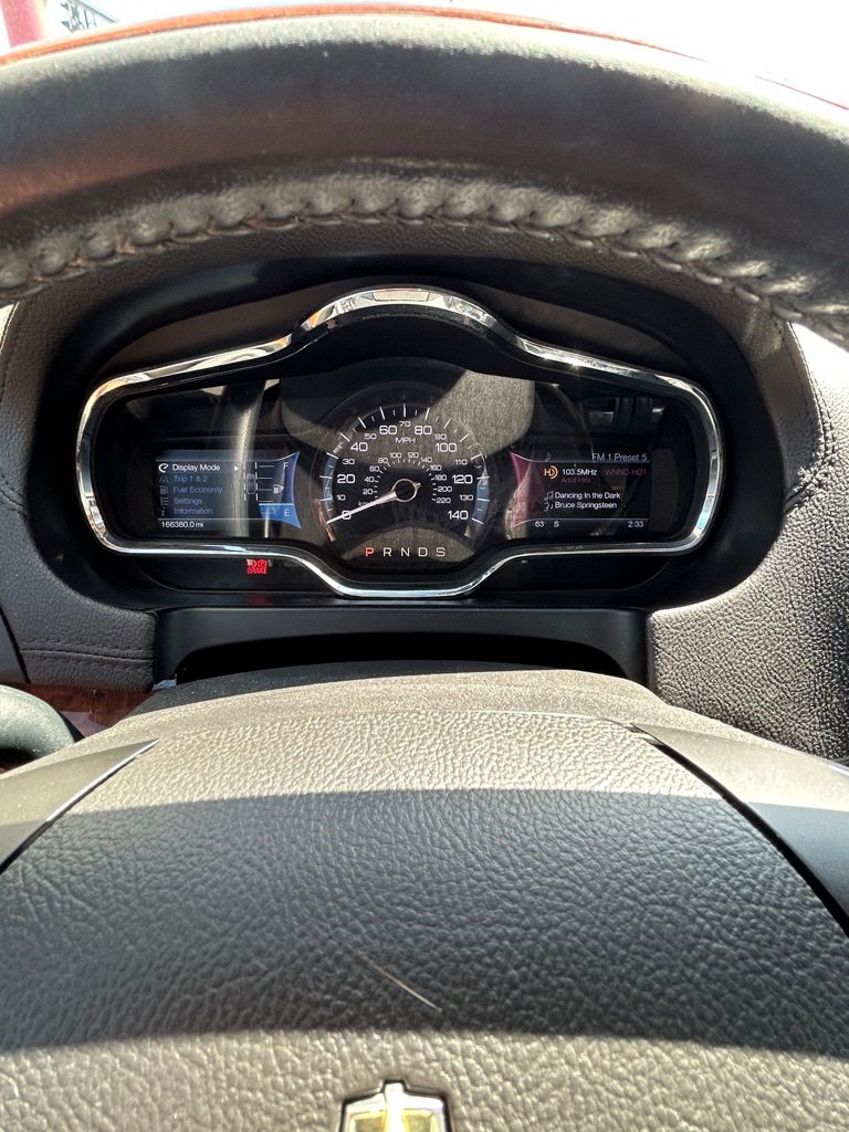 Photo 15 of this LINCOLN MKT