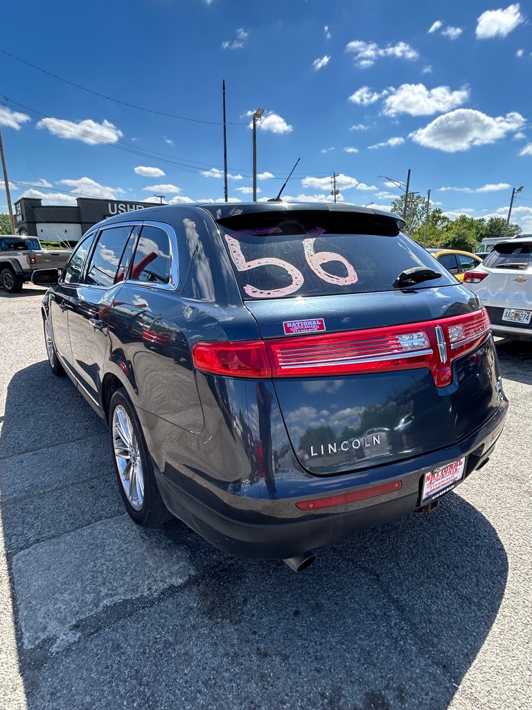 Photo 7 of this LINCOLN MKT