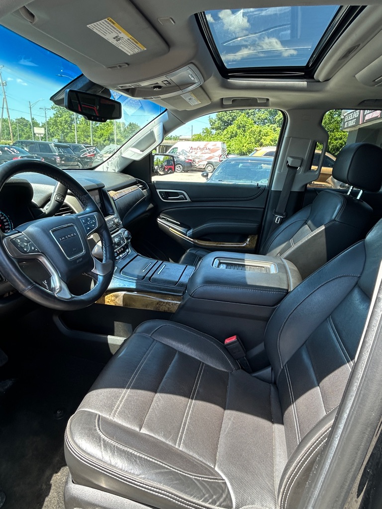 Photo 10 of this GMC YUKON XL