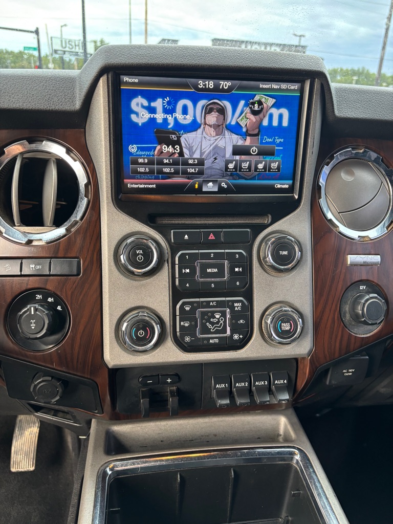 Photo 19 of this FORD F350