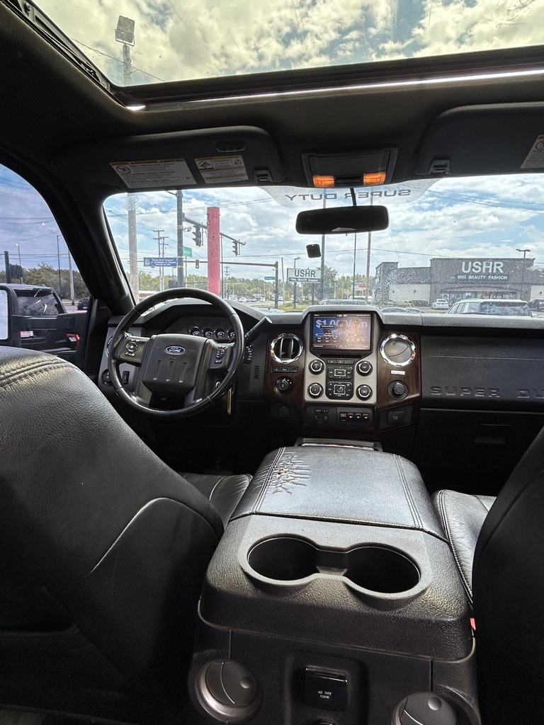 Photo 7 of this FORD F350