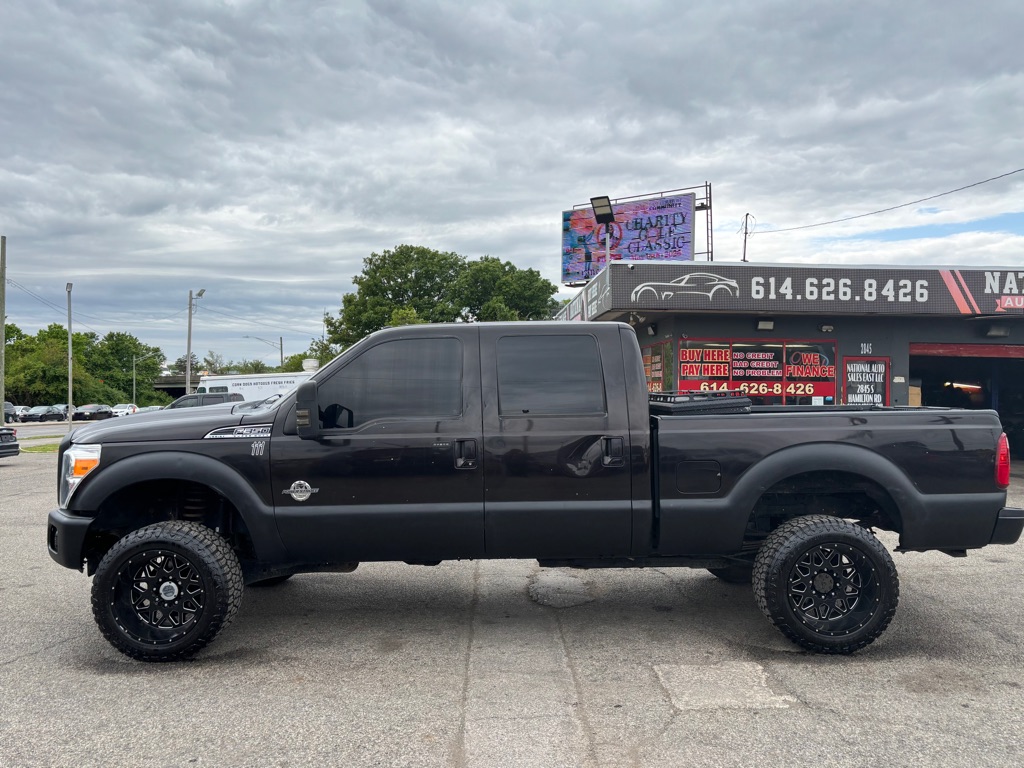 Photo 5 of this FORD F350