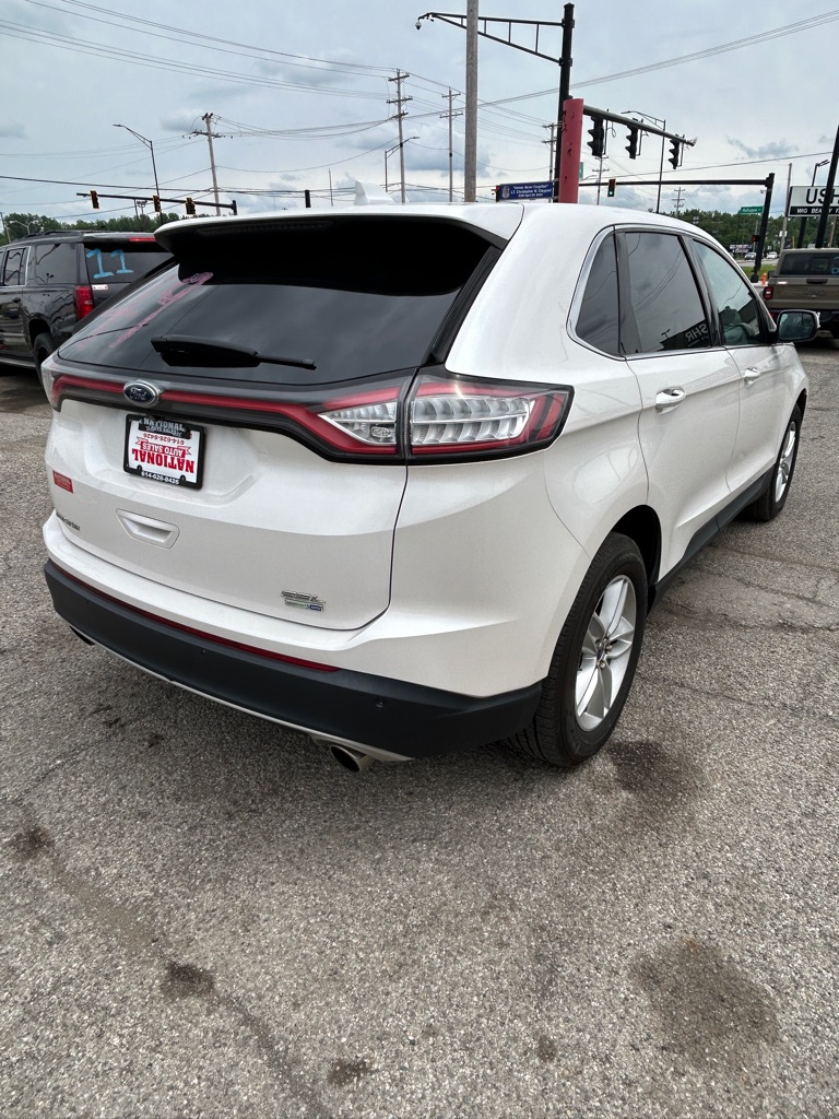 Photo 6 of this FORD EDGE