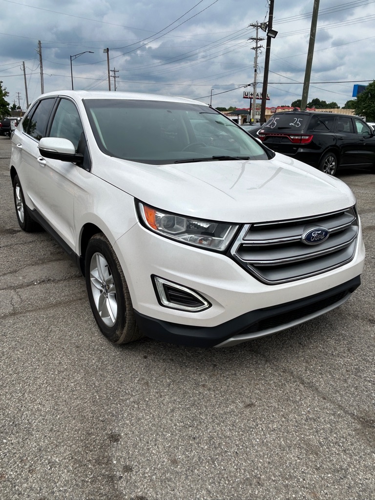 Photo 2 of this FORD EDGE