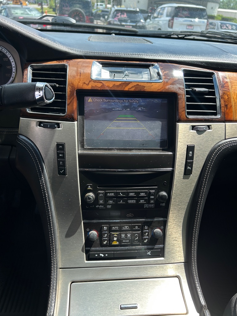 Photo 15 of this CADILLAC ESCALADE