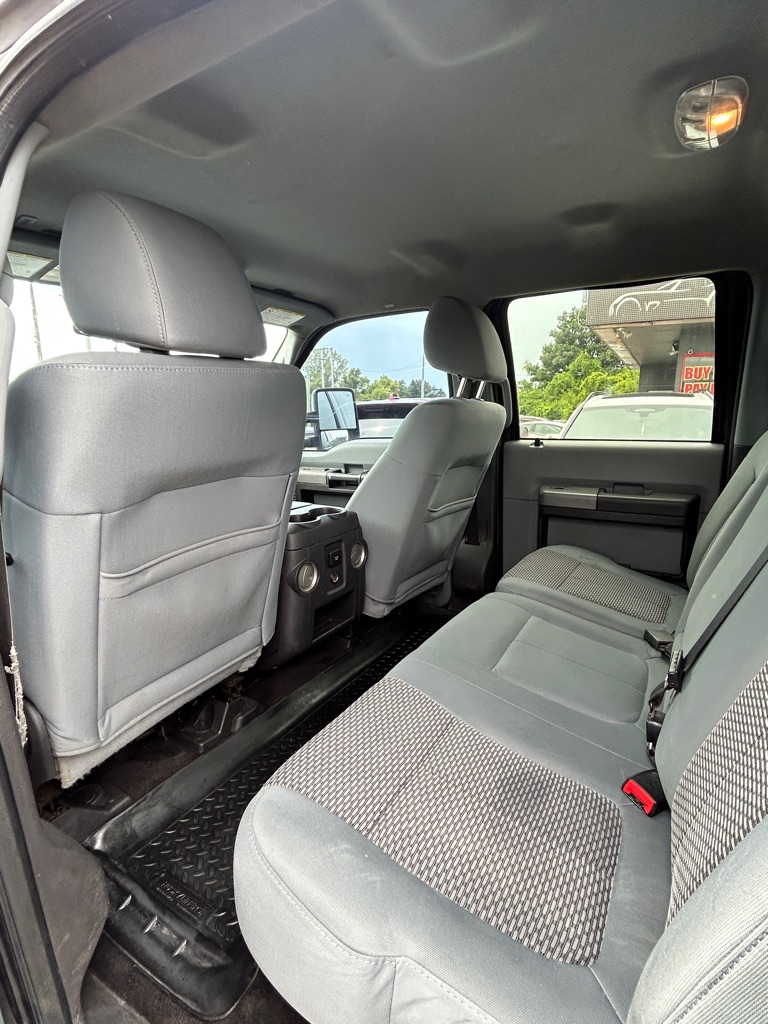 Photo 11 of this FORD F250