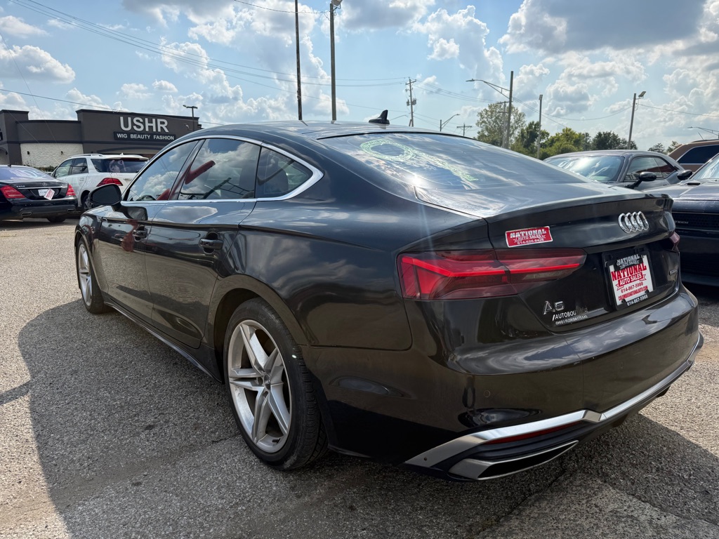 Photo 4 of this AUDI A5