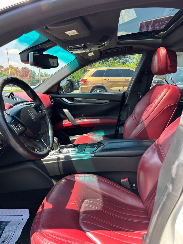 Photo 10 of this MASERATI GHIBLI