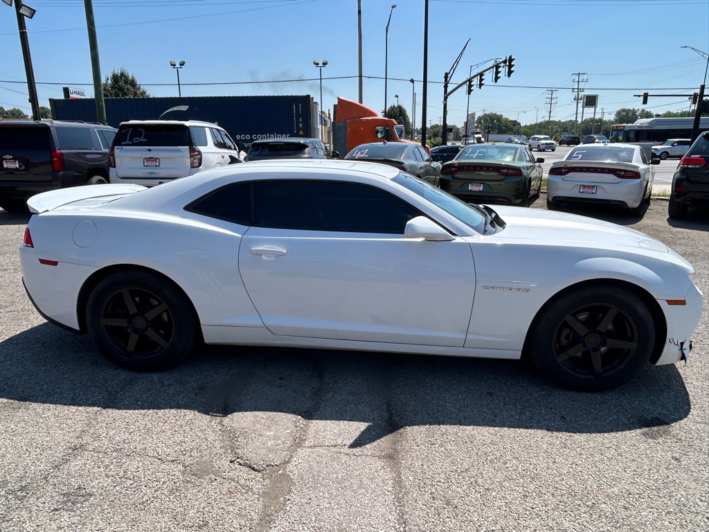 Photo 5 of this CHEVROLET CAMARO