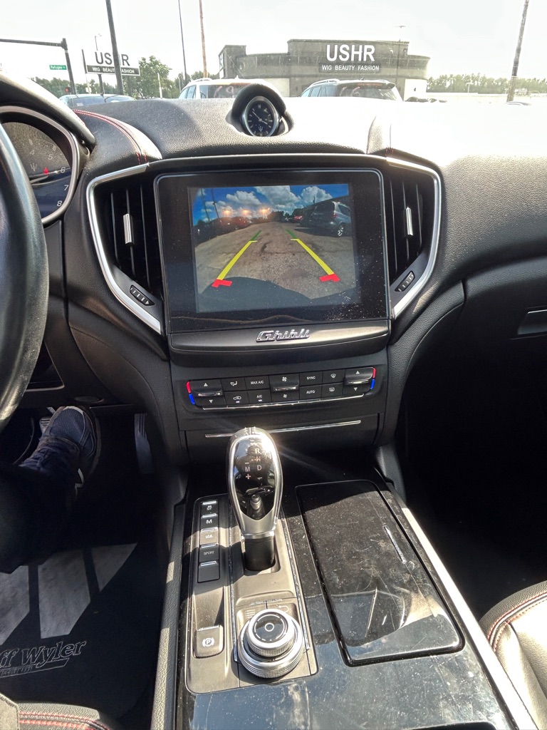 Photo 14 of this MASERATI GHIBLI
