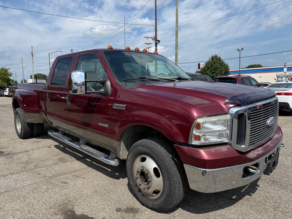 Photo 2 of this FORD F350