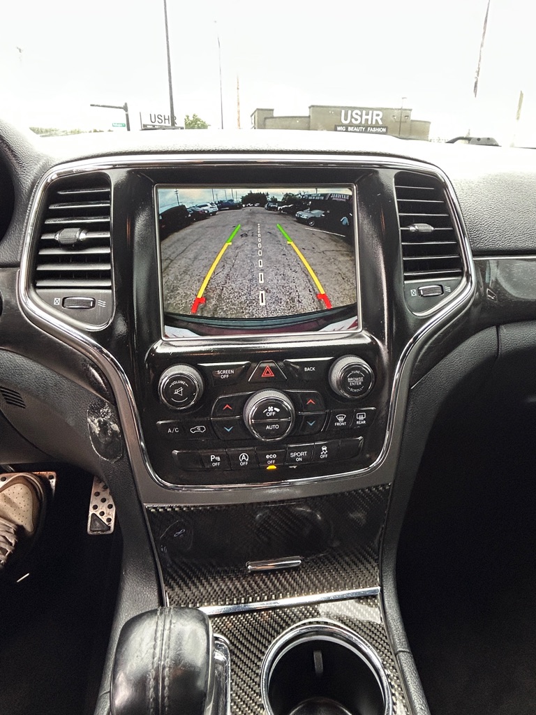 Photo 14 of this JEEP GRAND CHEROKEE