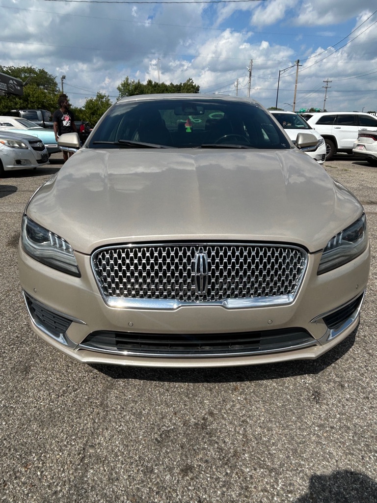 Photo 2 of this LINCOLN MKZ