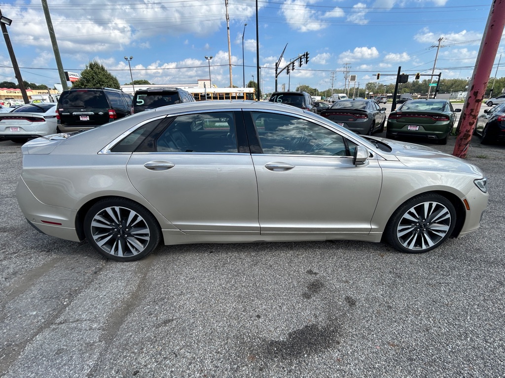 Photo 5 of this LINCOLN MKZ