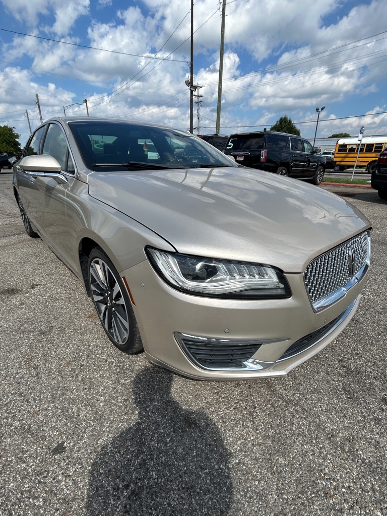 Photo 3 of this LINCOLN MKZ