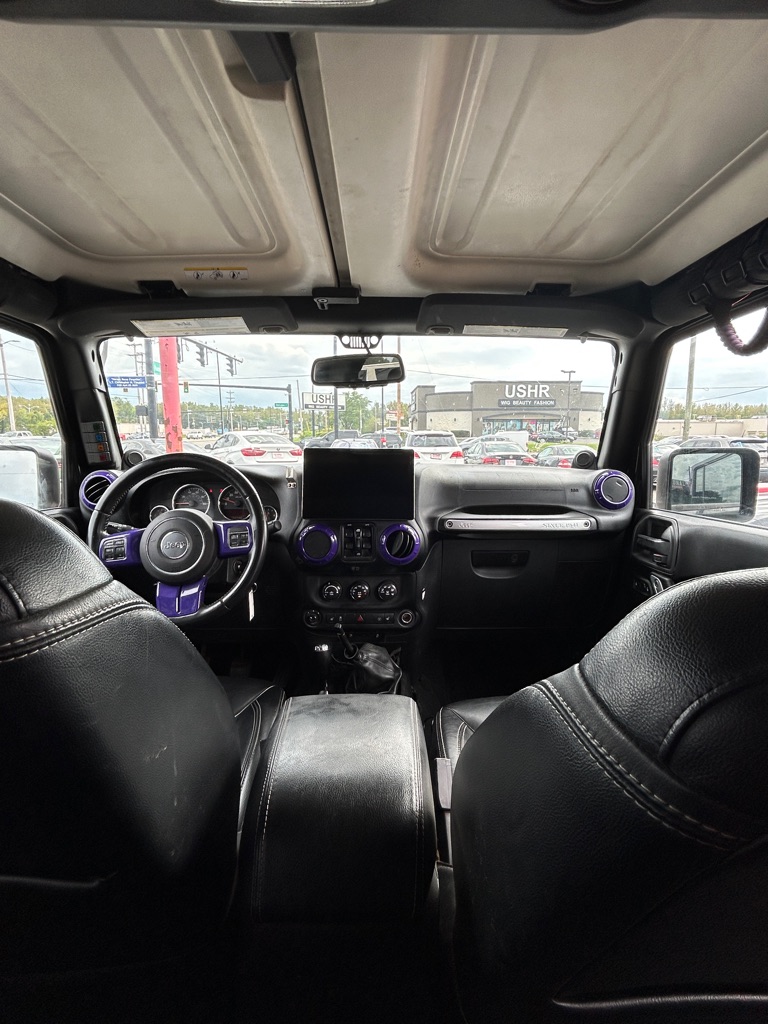 Photo 9 of this JEEP WRANGLER UNLIMI