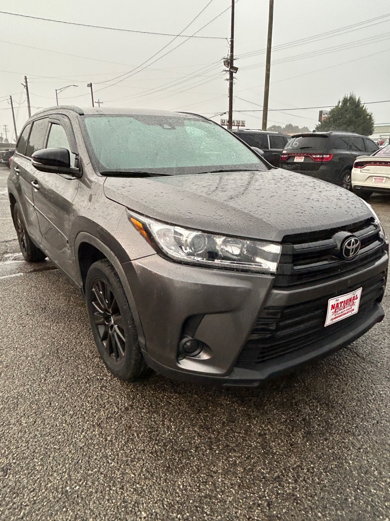 Photo 2 of this TOYOTA HIGHLANDER