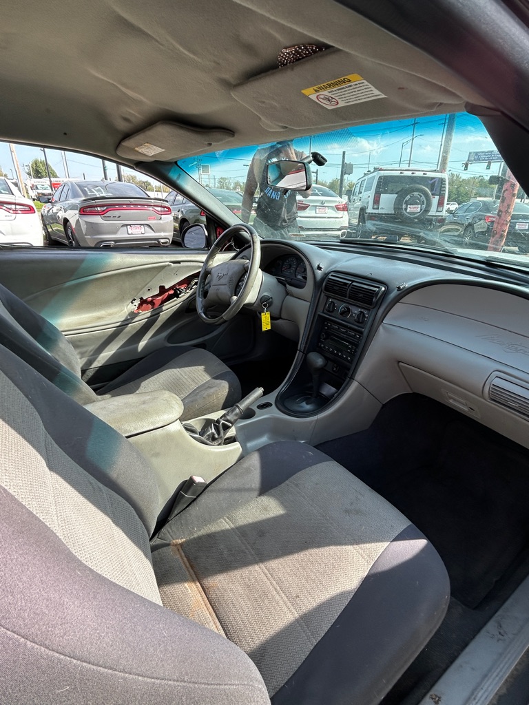 Photo 11 of this FORD MUSTANG