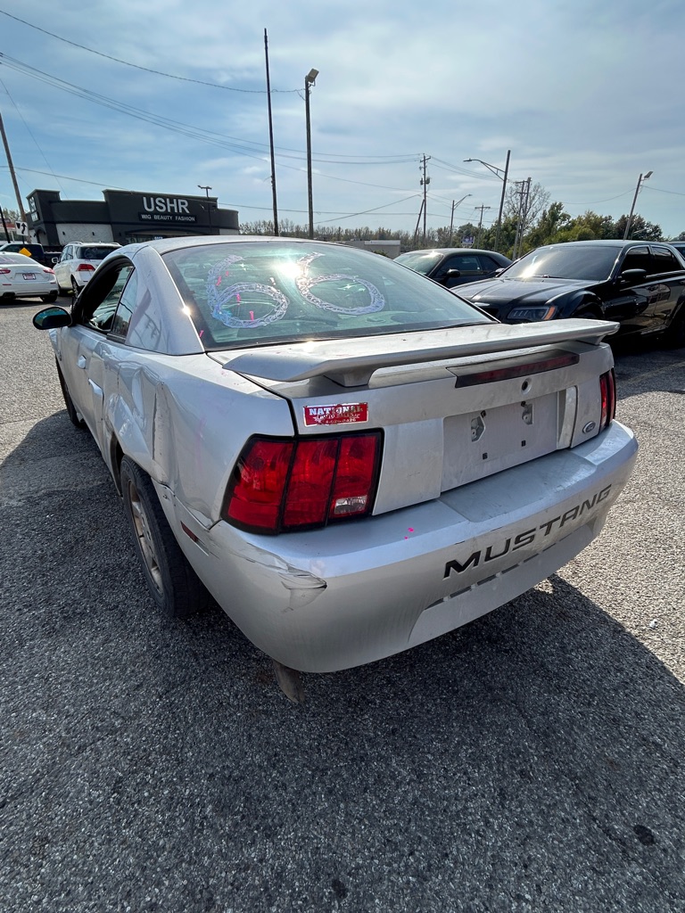 Photo 7 of this FORD MUSTANG