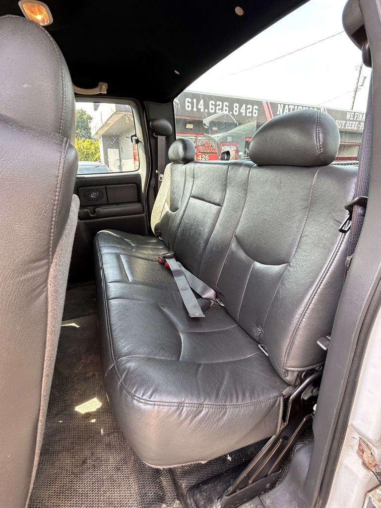 Photo 11 of this CHEVROLET SILVERADO 2500