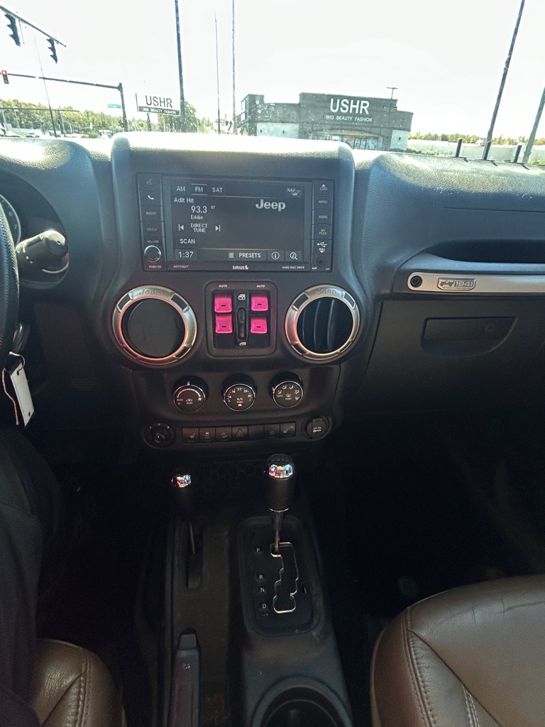 Photo 13 of this JEEP WRANGLER UNLIMI