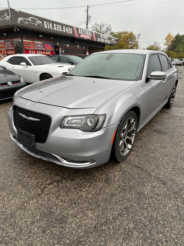 2018 CHRYSLER 300