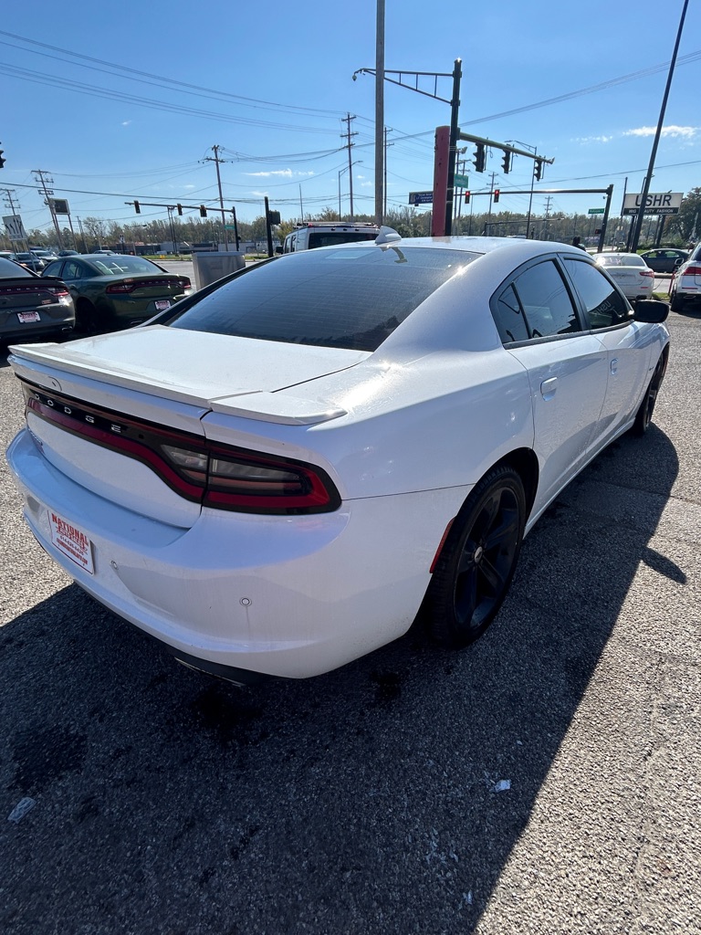Photo 3 of this DODGE CHARGER