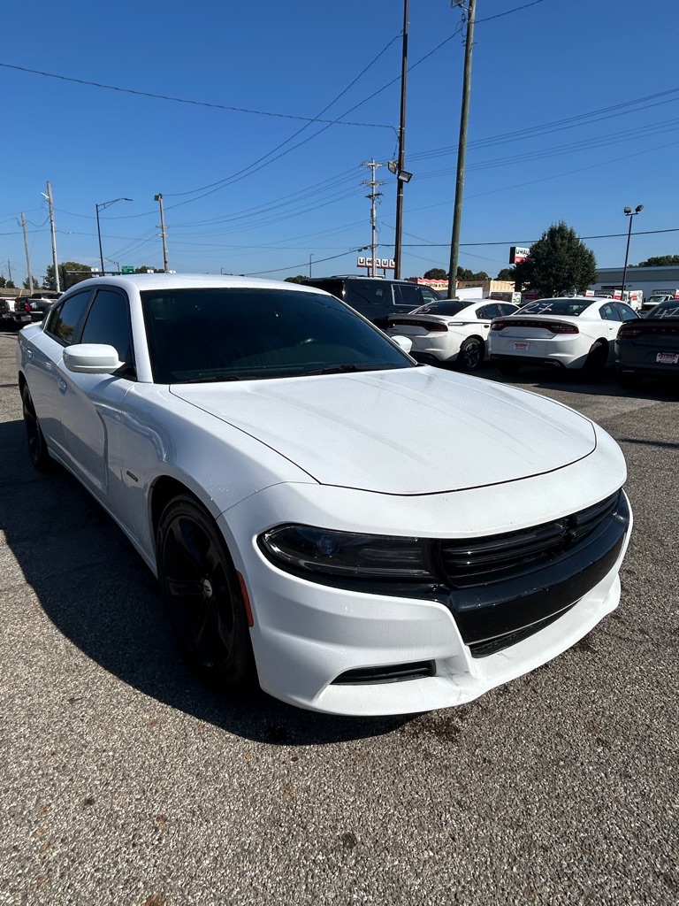 Photo 2 of this DODGE CHARGER
