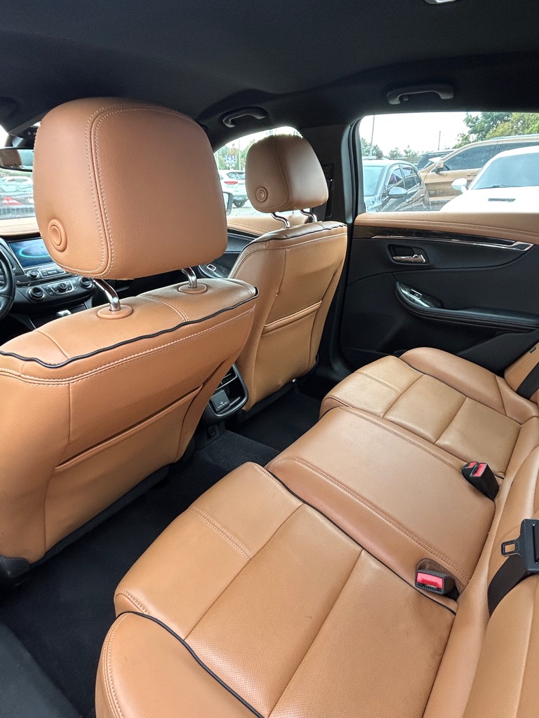 Photo 11 of this CHEVROLET IMPALA