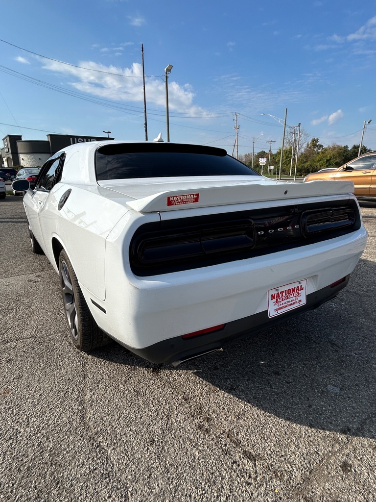 Photo 4 of this DODGE CHALLENGER