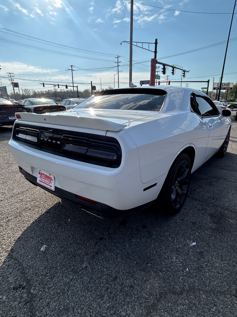Photo 5 of this DODGE CHALLENGER