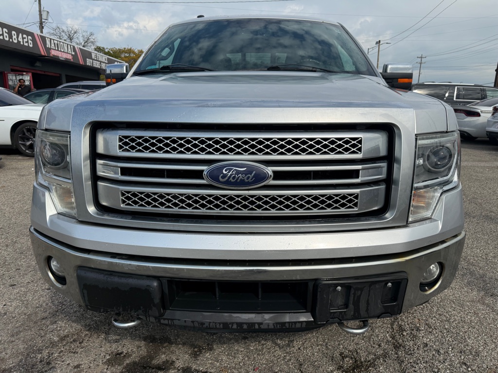 Photo 3 of this FORD F150