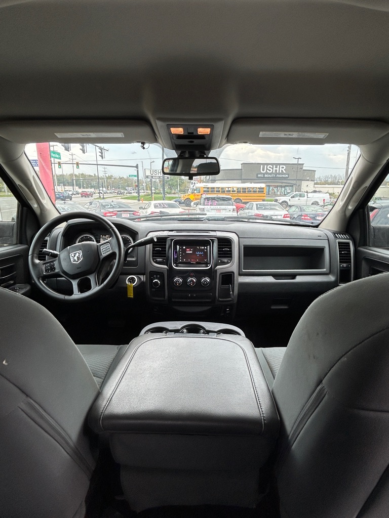 Photo 9 of this RAM 1500