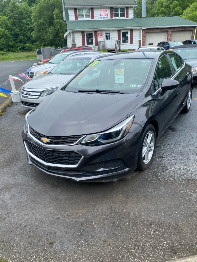 Photo 2 of this CHEVROLET CRUZE