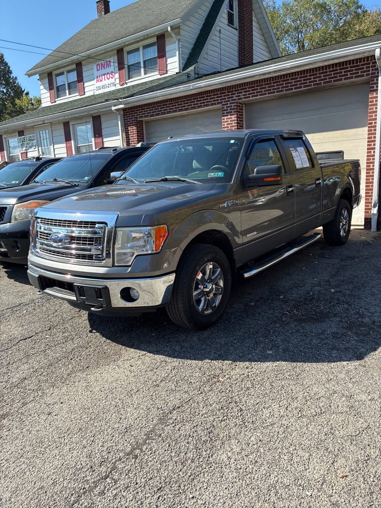 Photo 2 of this FORD F150