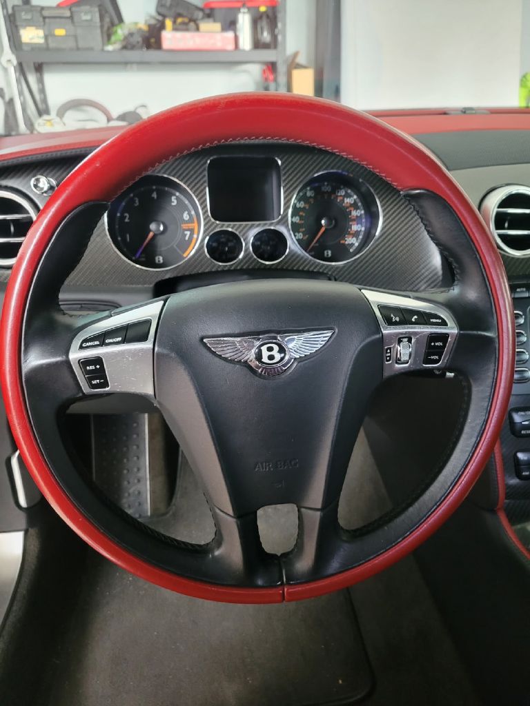 Photo 4 of this BENTLEY CONTINENTAL
