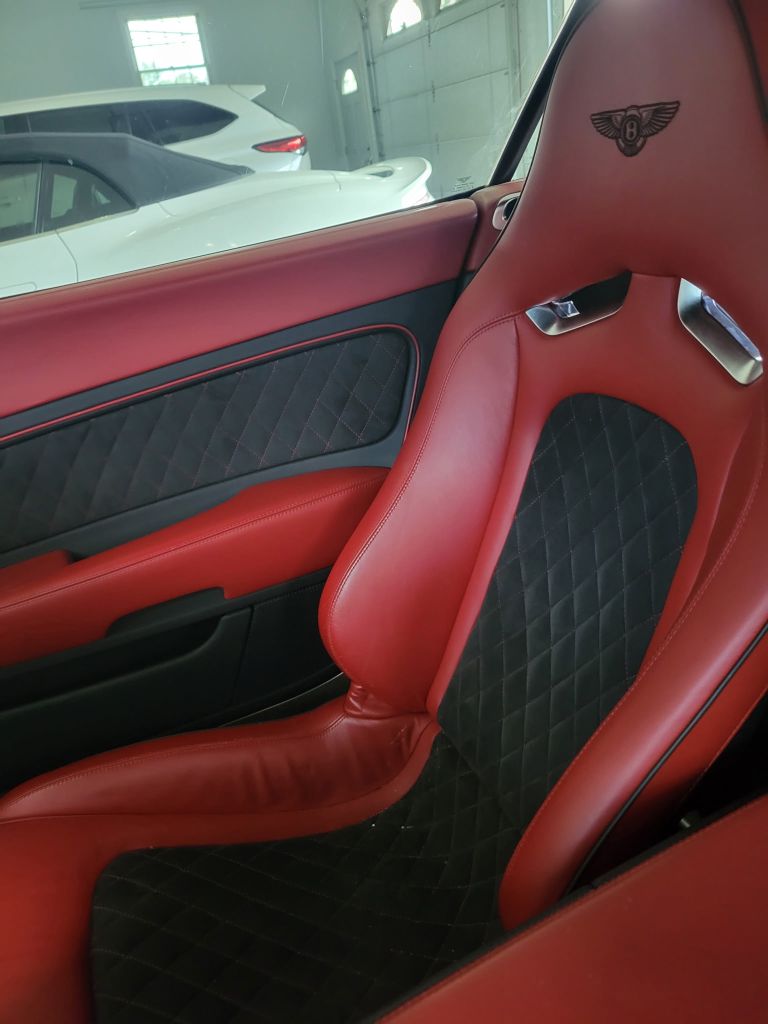 Photo 6 of this BENTLEY CONTINENTAL