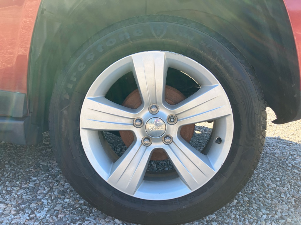 Photo 9 of this JEEP COMPASS