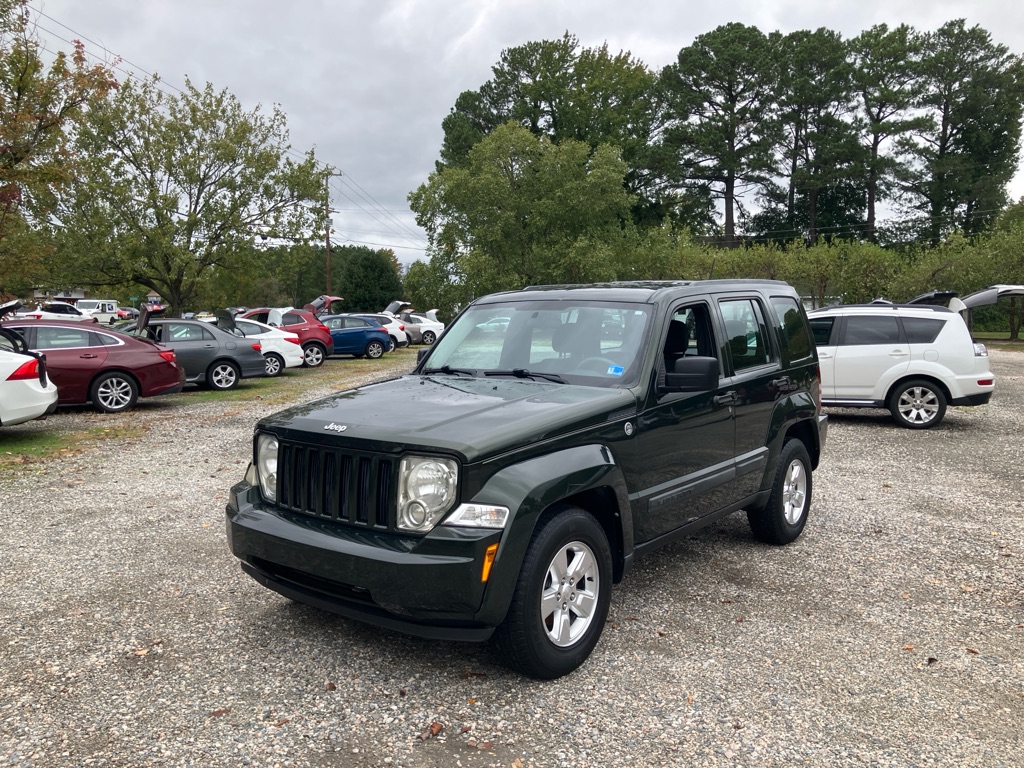 Photo 2 of this JEEP LIBERTY