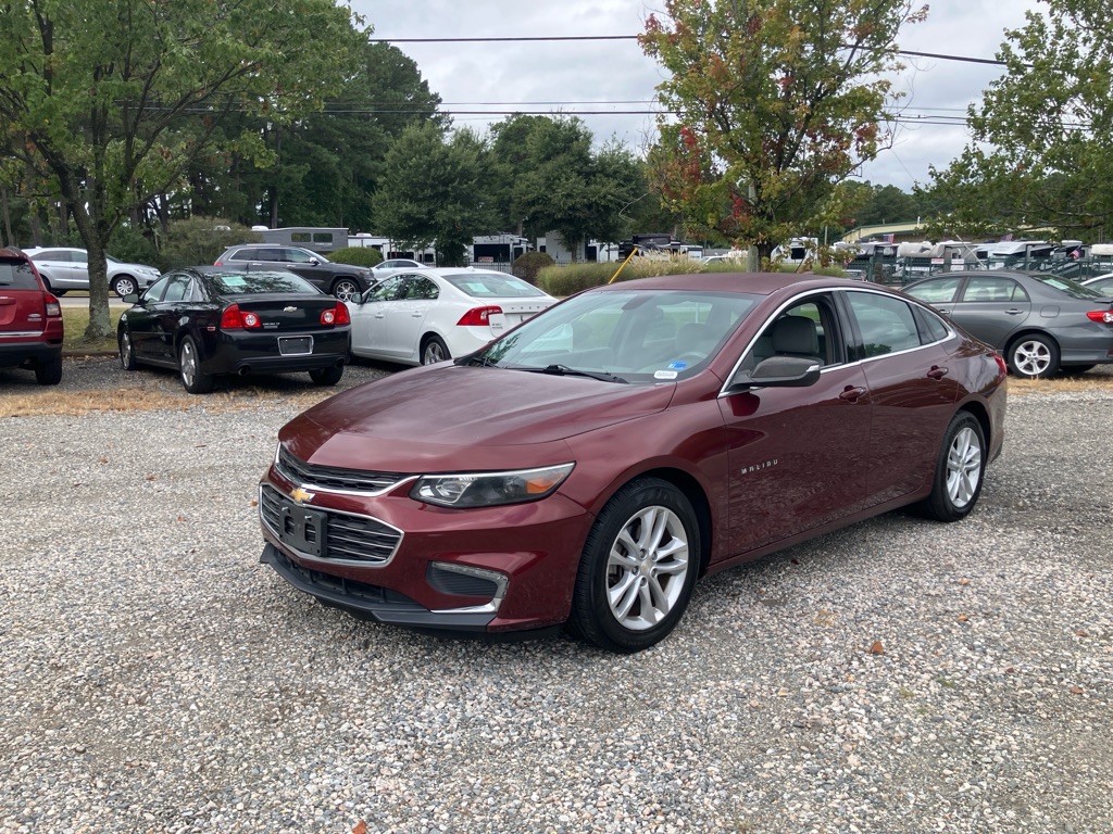 Photo 2 of this CHEVROLET MALIBU