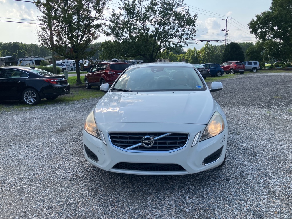 Photo 3 of this VOLVO S60