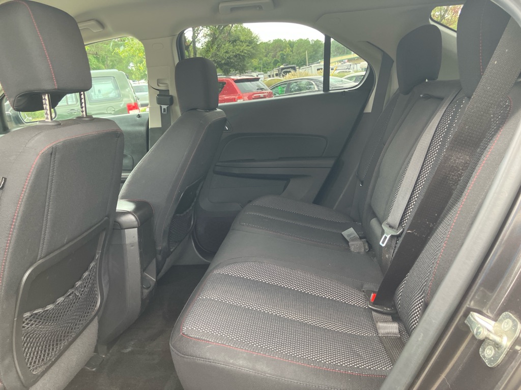 Photo 12 of this CHEVROLET EQUINOX